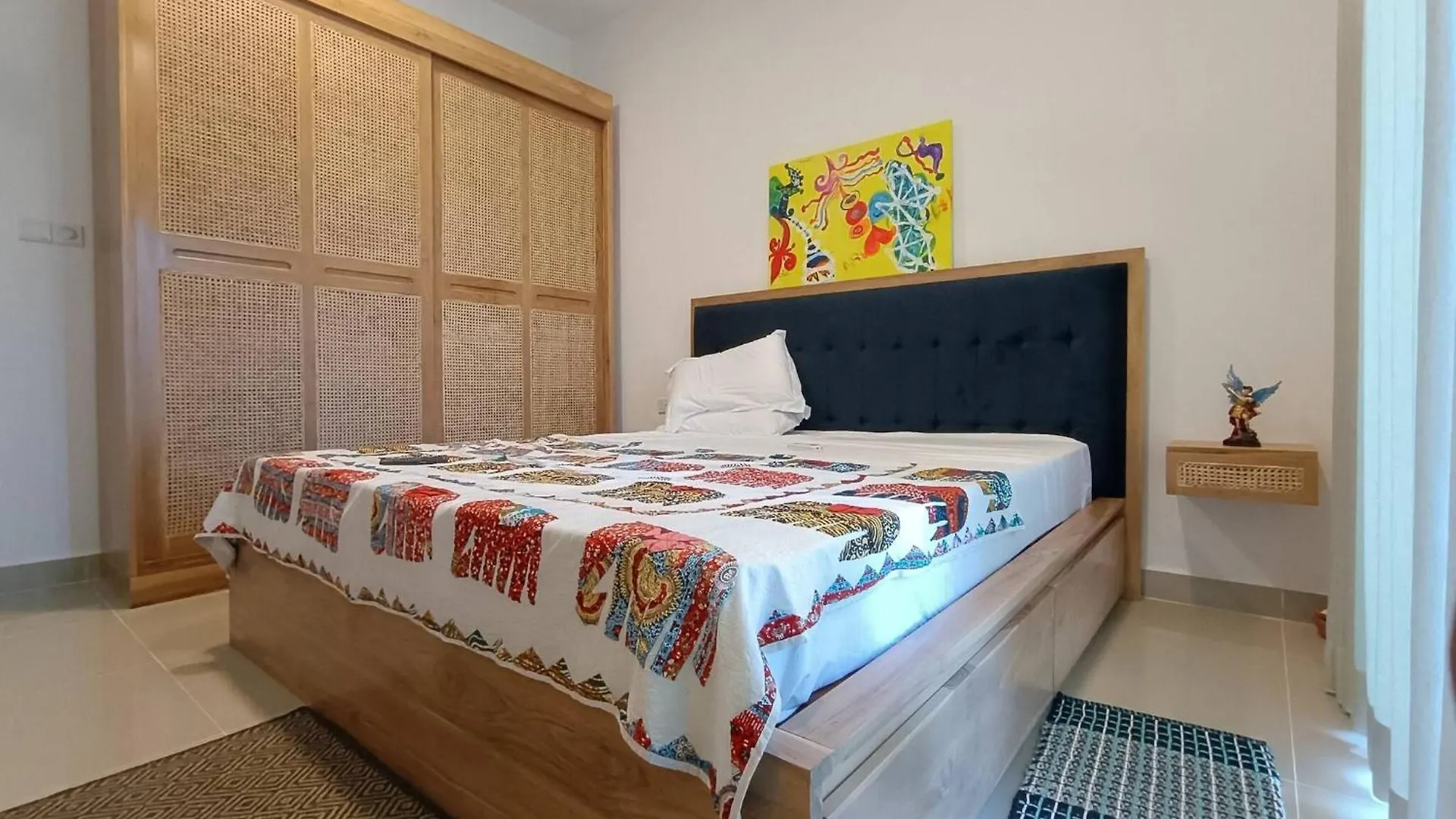 Santorini Resort Art Of Living Apartment Negombo 48